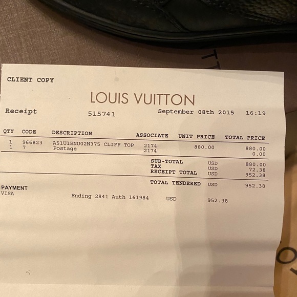 LV Tenis shoes - Picture 2 of 3